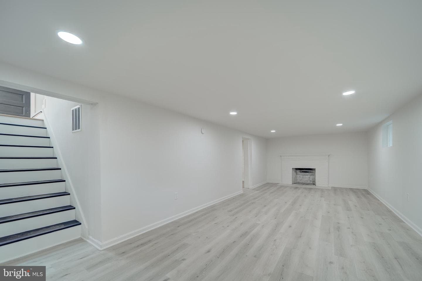 2811 Cedar Lane photo 32