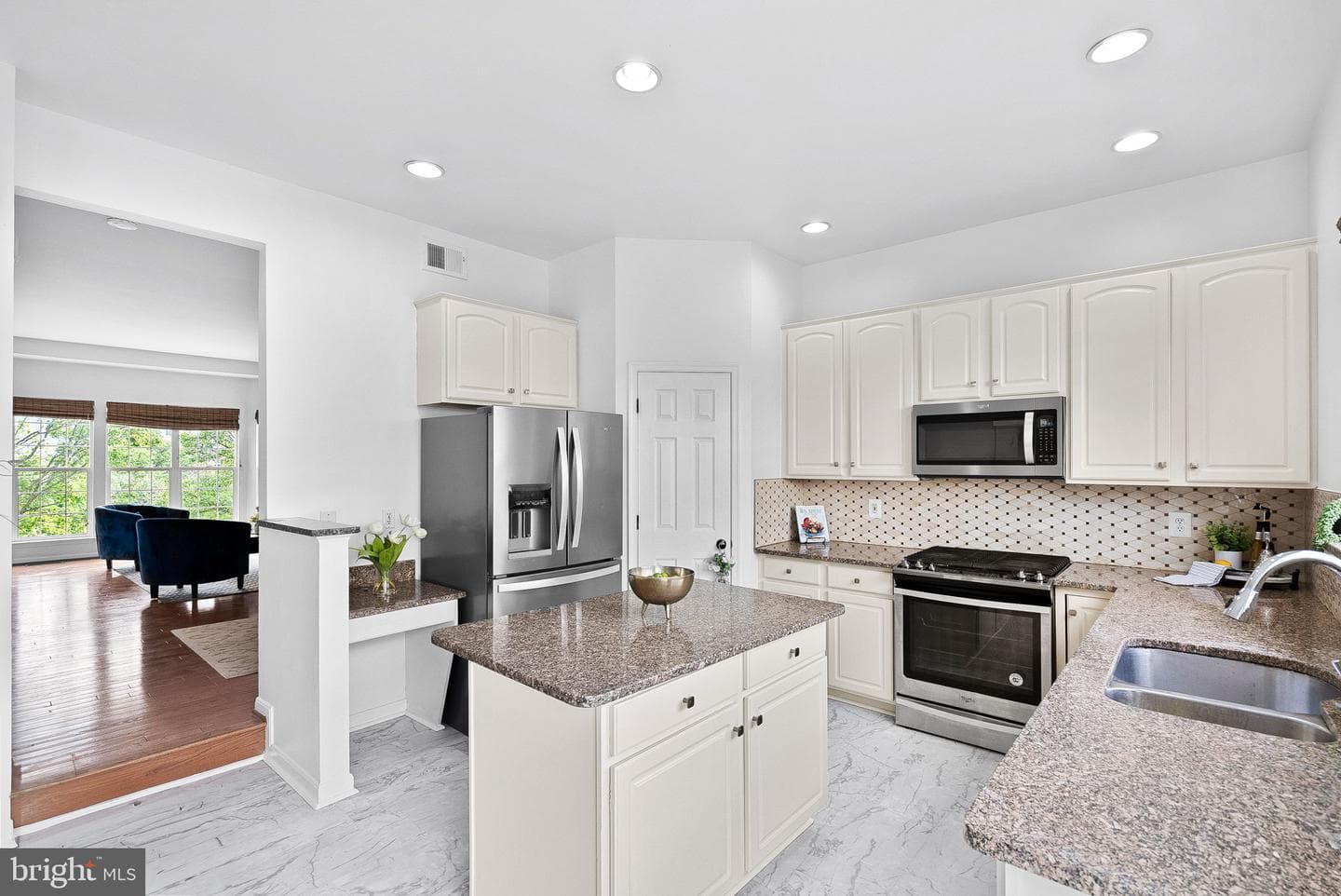 2505 Wheat Meadow Court photo 31