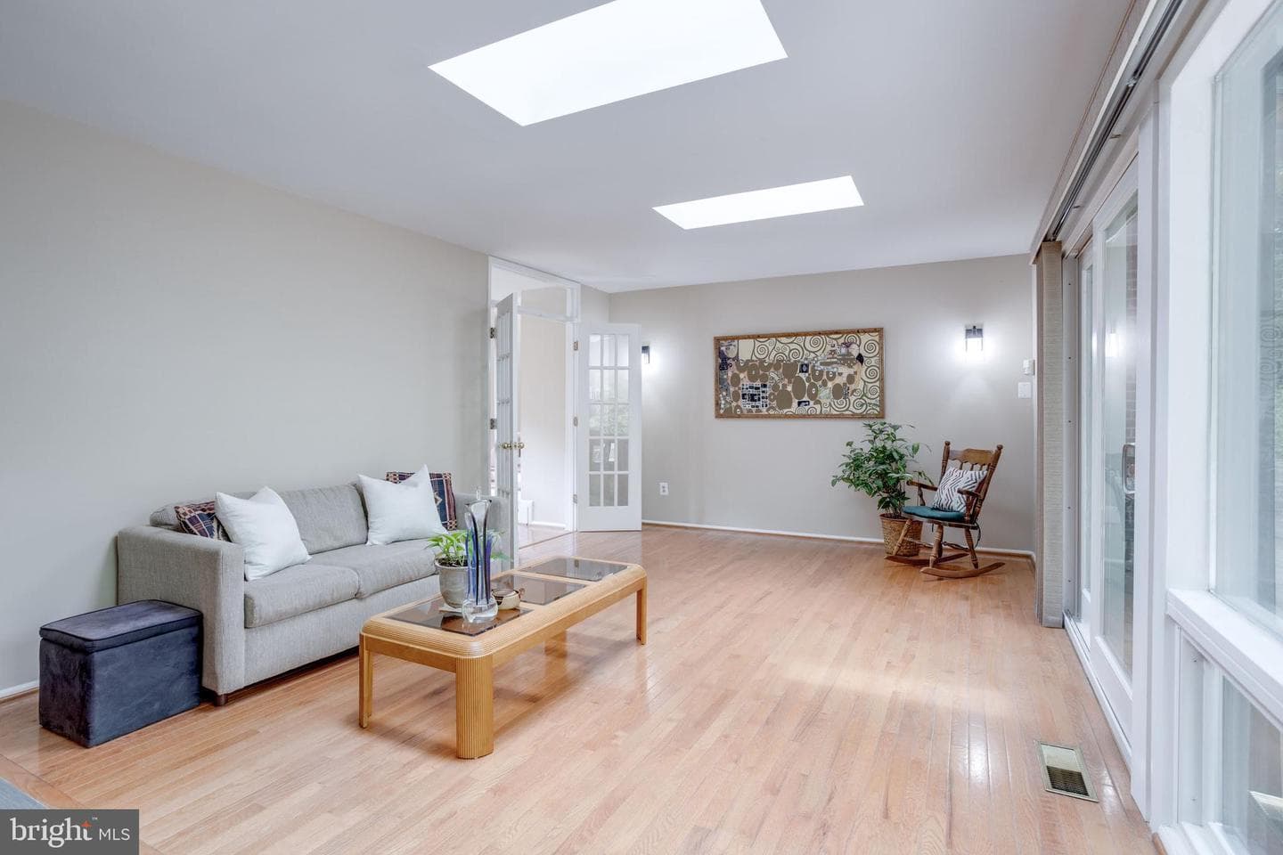 8608 Battailles Court photo 16