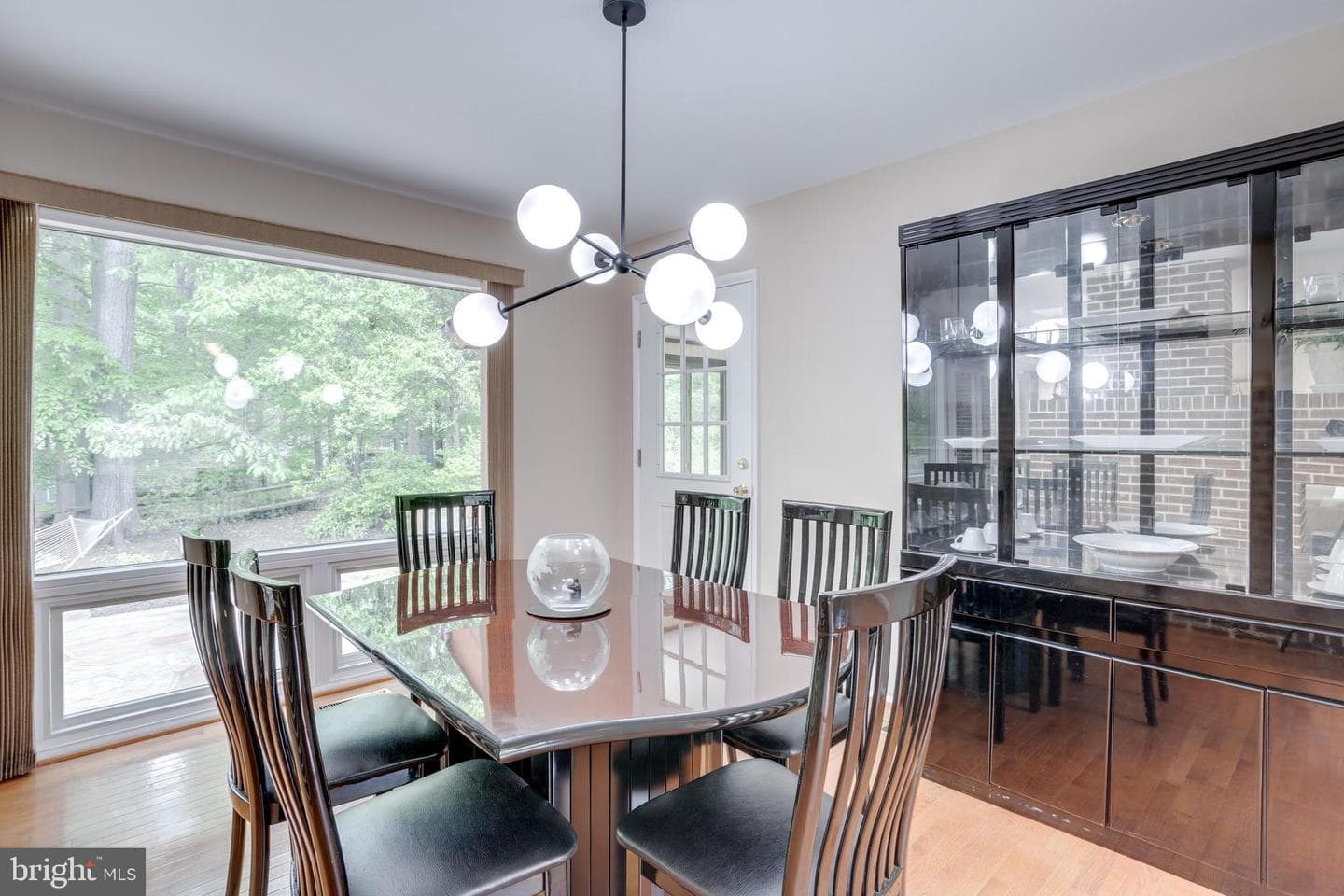 8608 Battailles Court photo 17