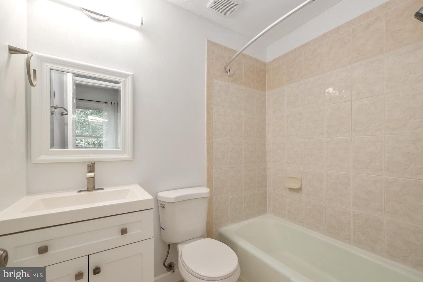 5511 Mitcham Court photo 16