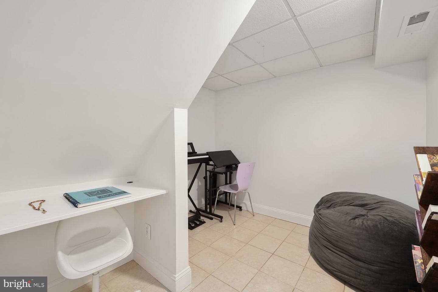 5511 Mitcham Court photo 25
