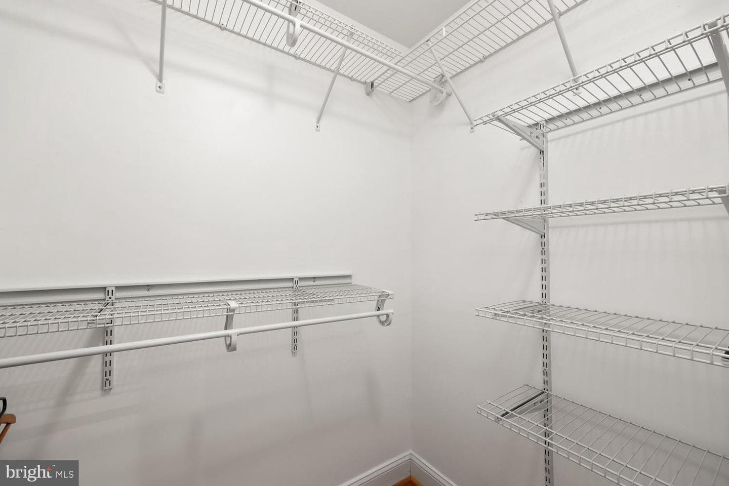 5511 Mitcham Court photo 27