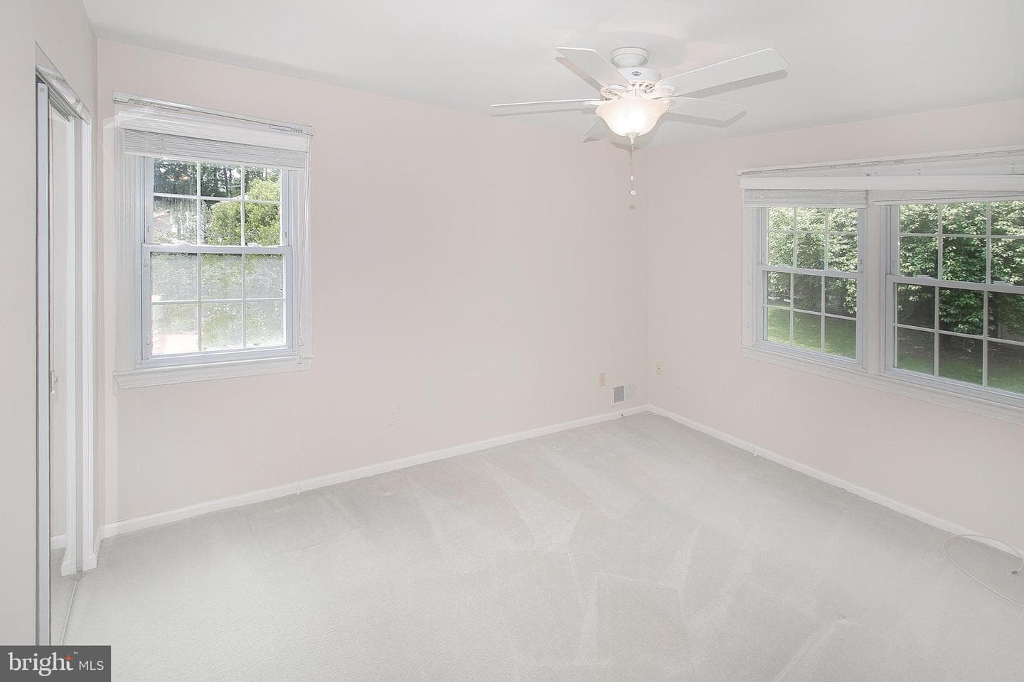 609 Kearney Court SW photo 24
