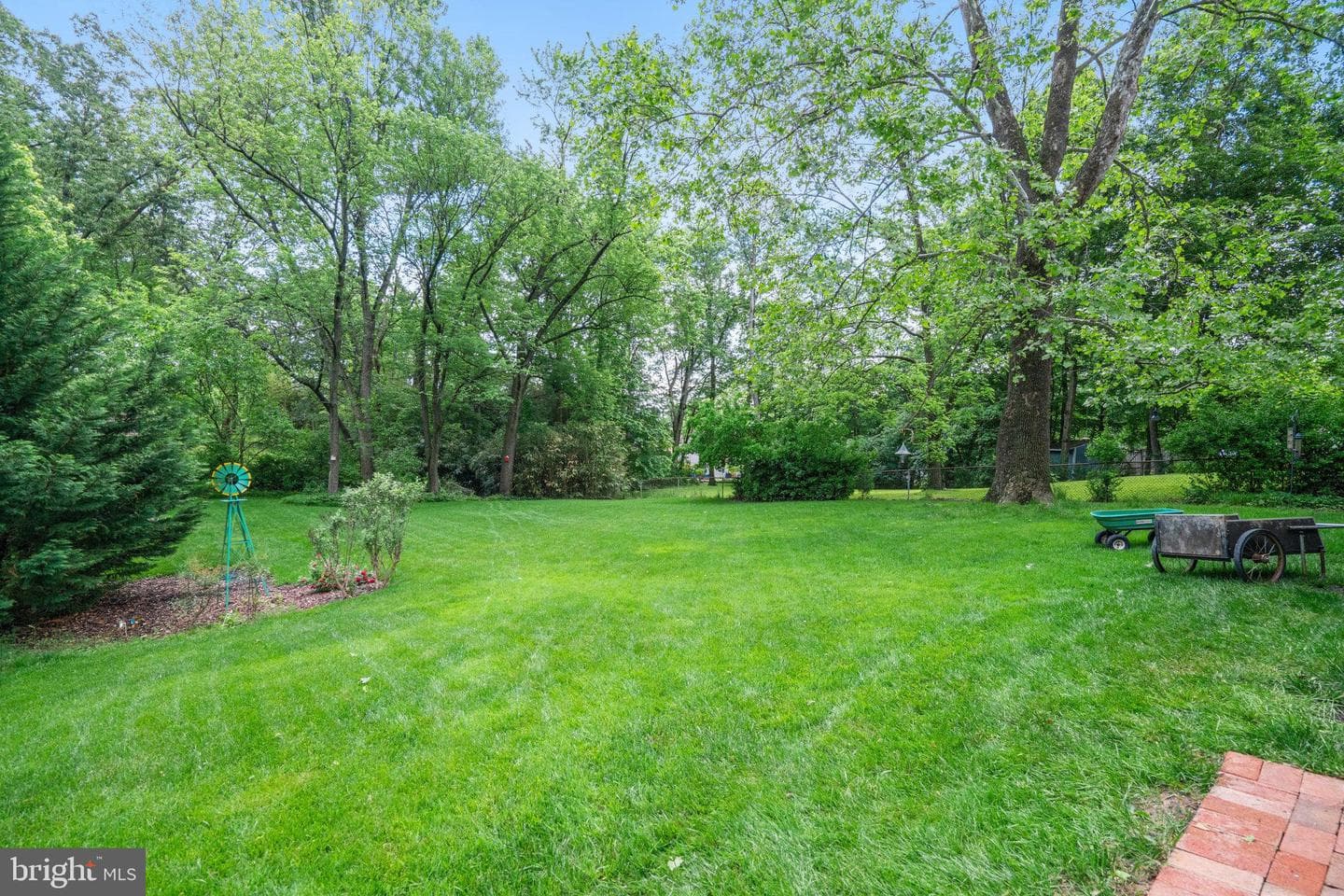 8107 Springfield Village Drive photo 8