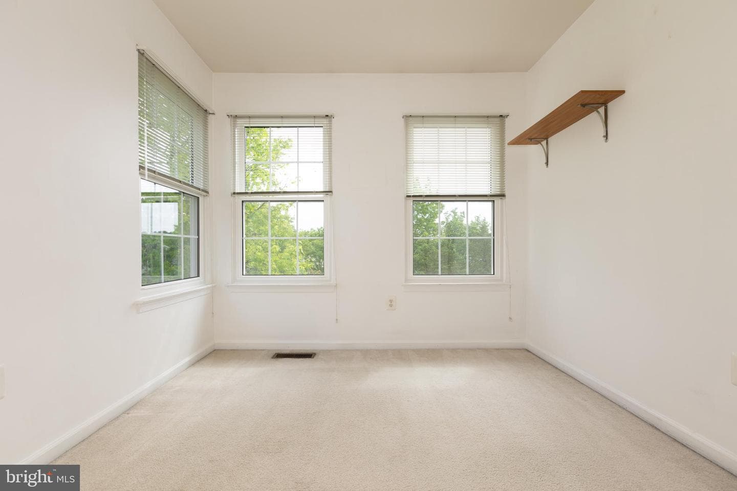 6376 James Harris Way photo 31