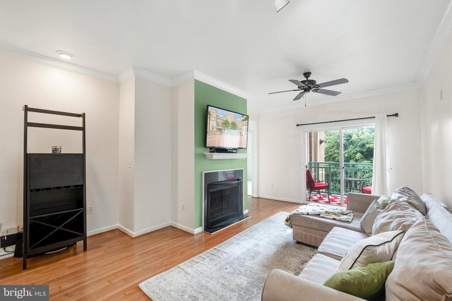 12000 Market Street #318 photo 9