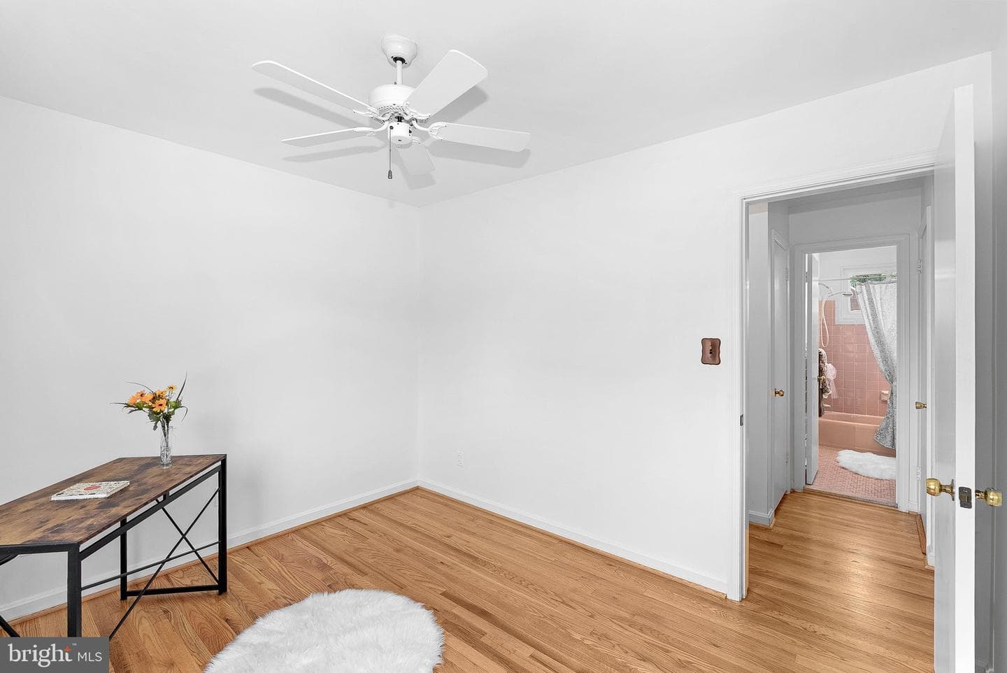 7607 Newcastle Drive photo 21