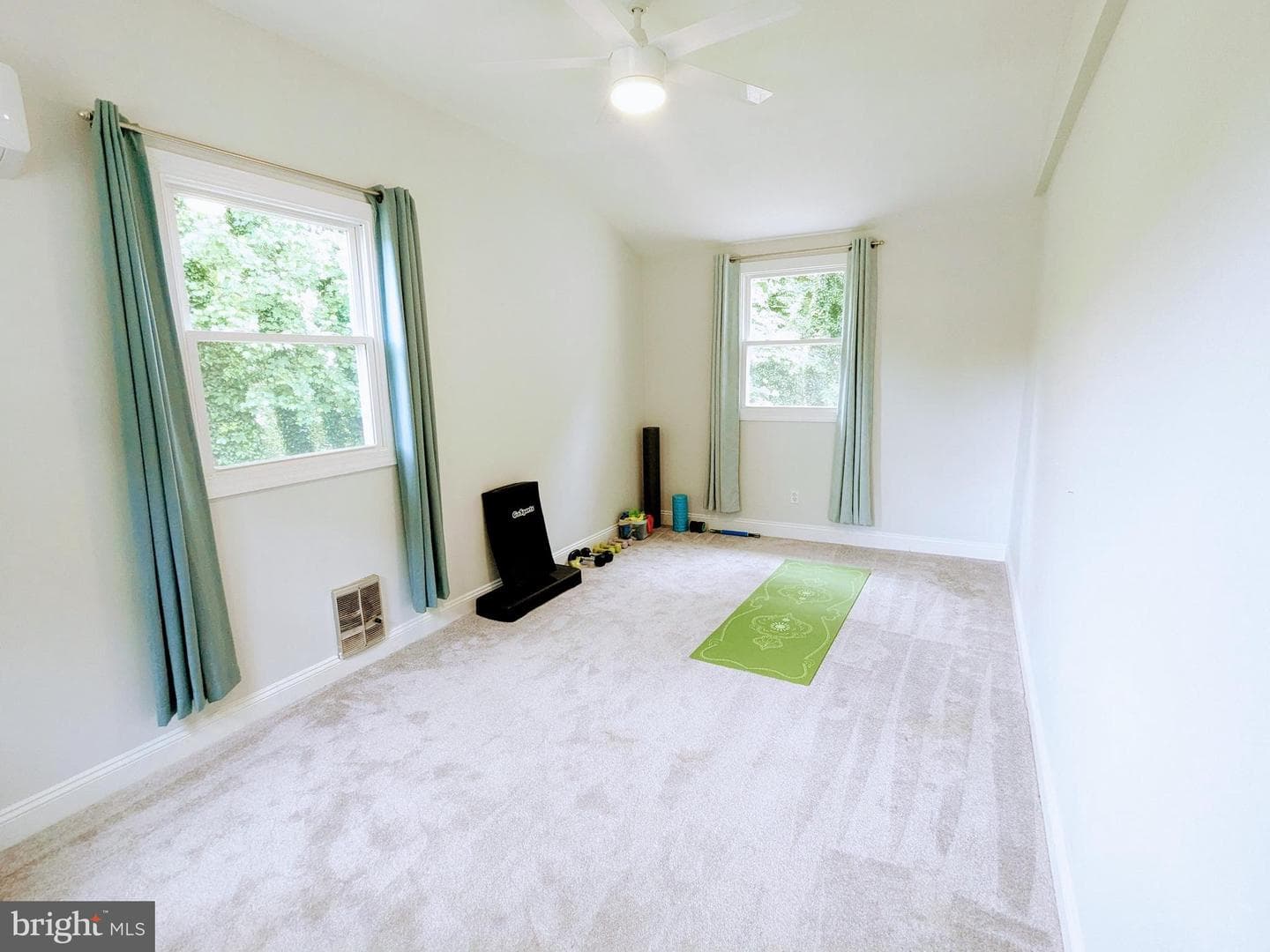 5728 Sunbury Drive photo 20