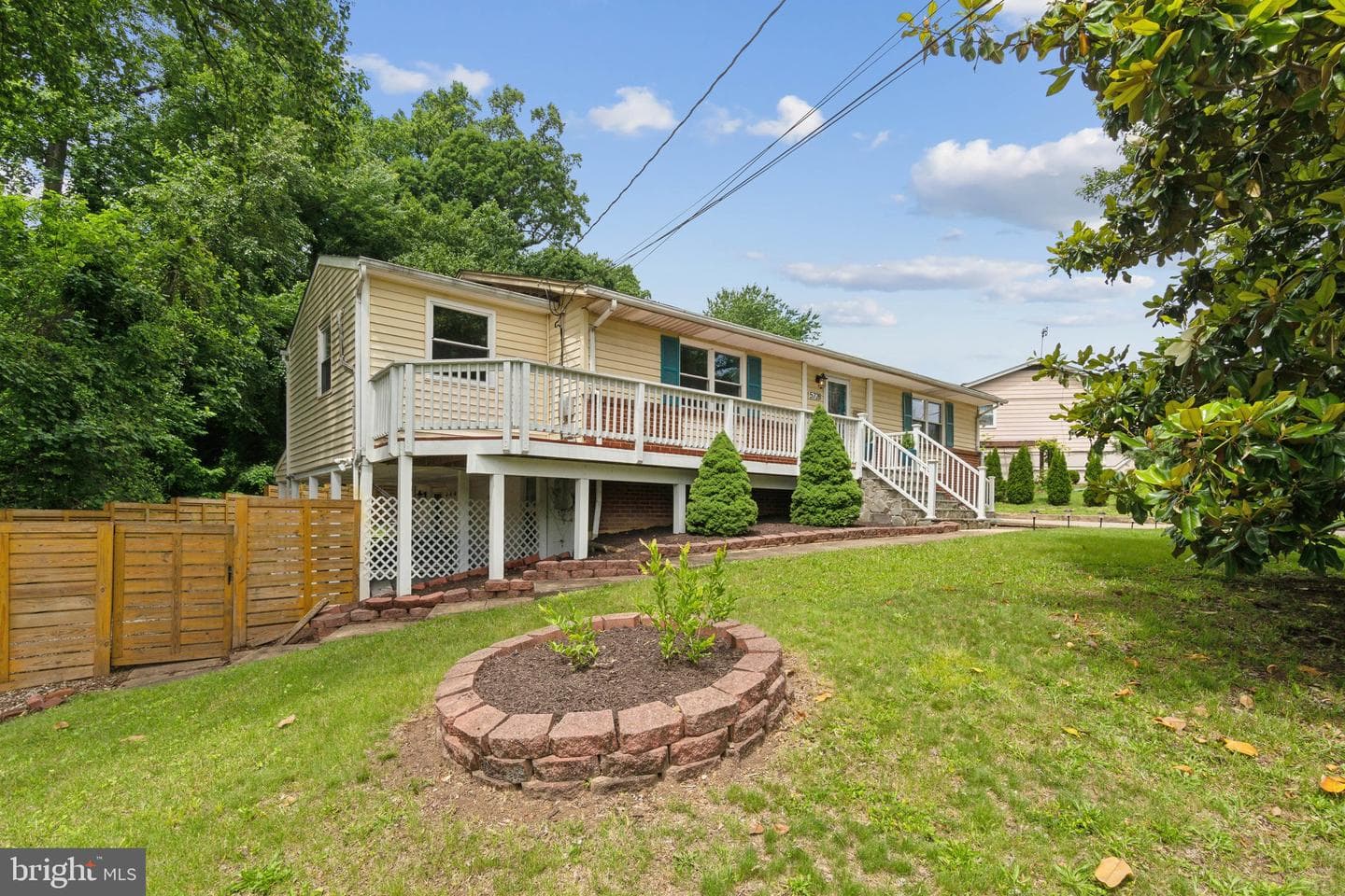 5728 Sunbury Drive photo 35