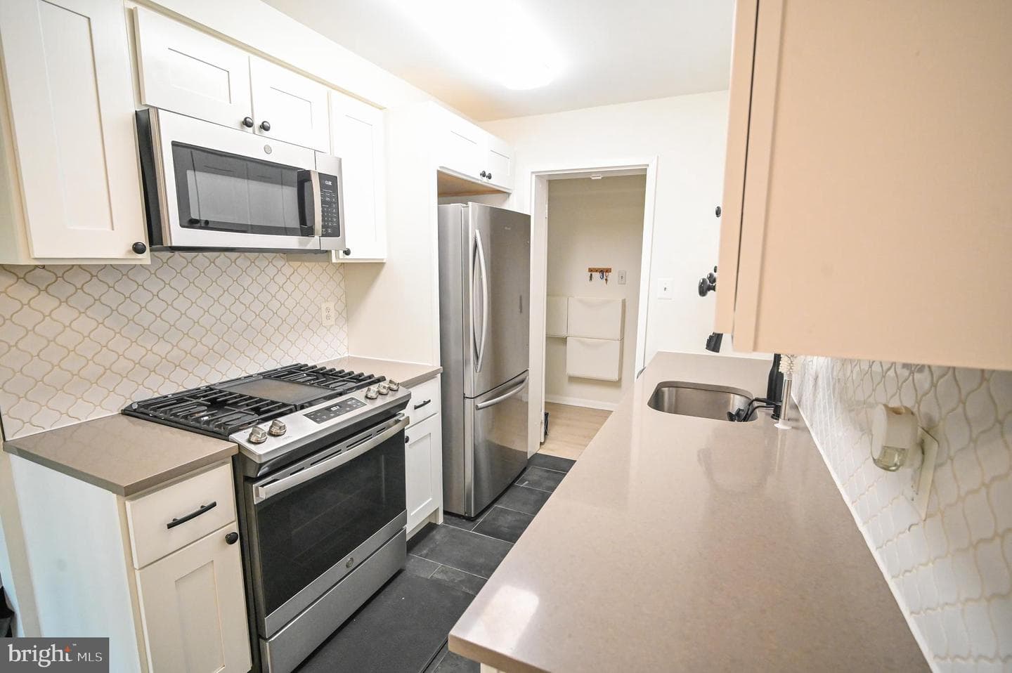 2329 Freetown Court #2b photo 18