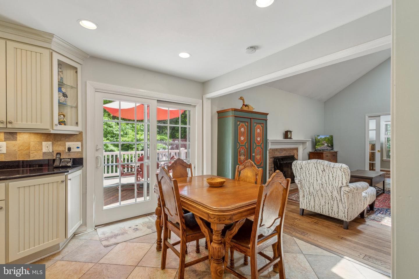 6813 Jeremiah Court photo 7