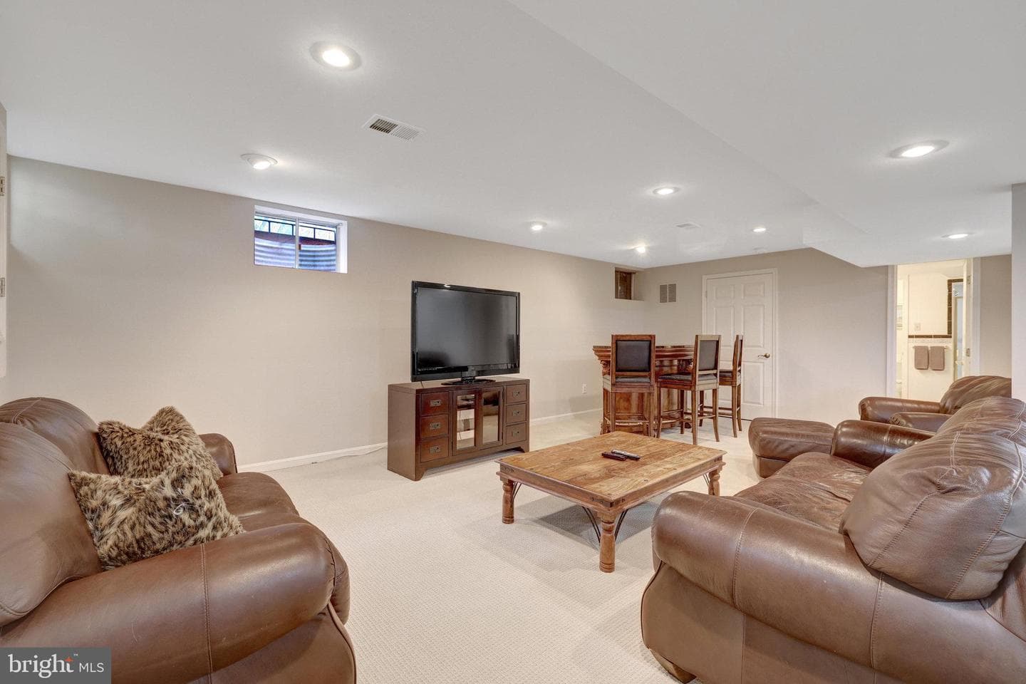 702 Ware Street SW photo 30
