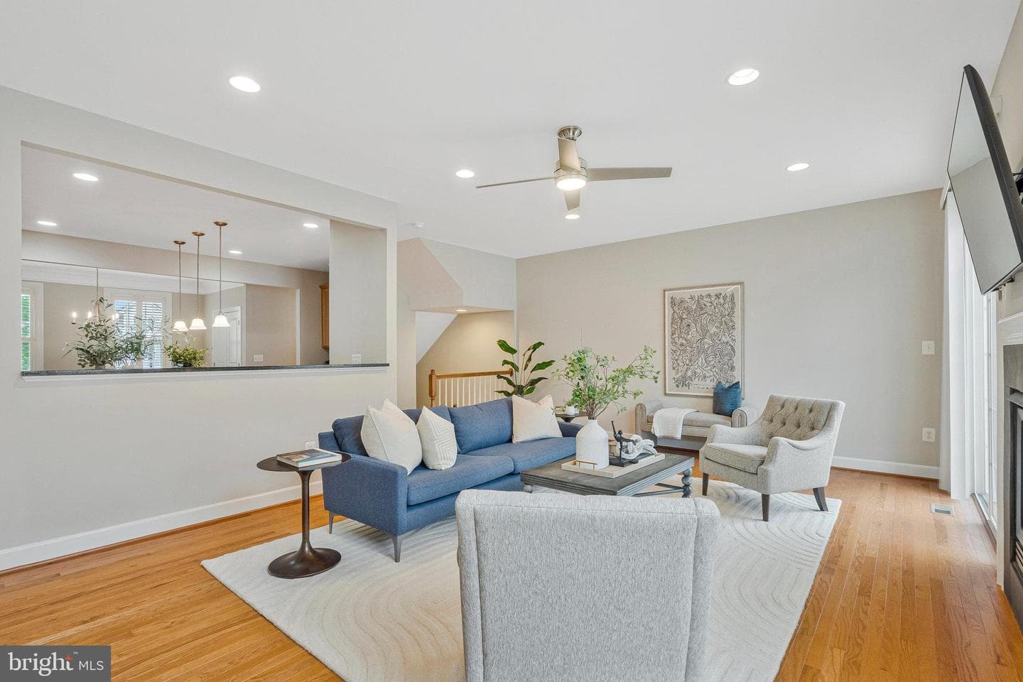 109 Anthem Avenue photo 12