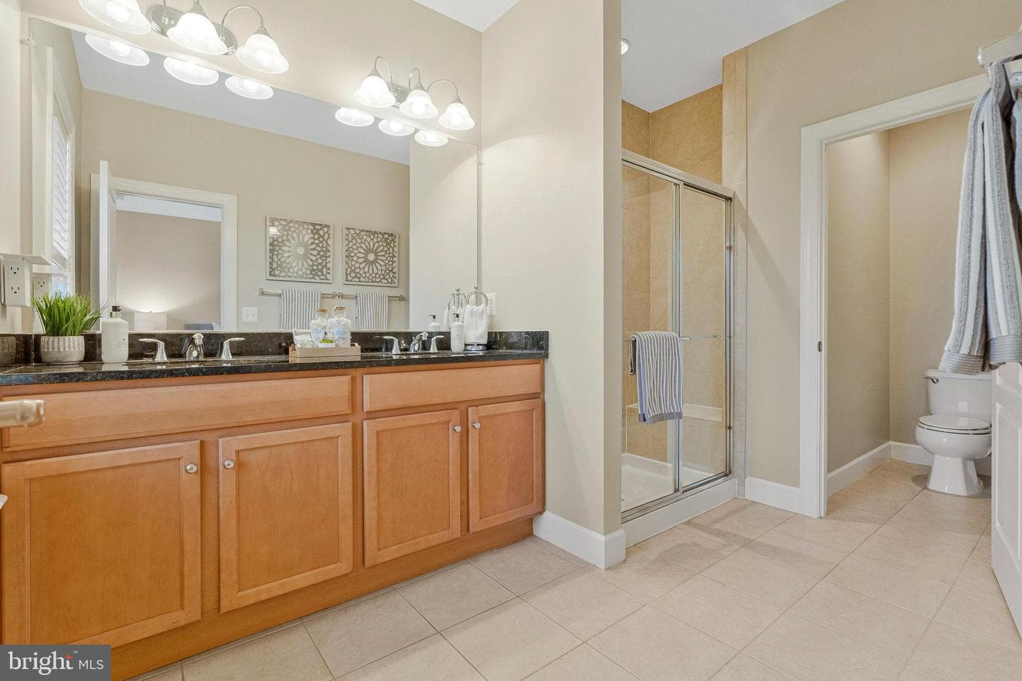 109 Anthem Avenue photo 22