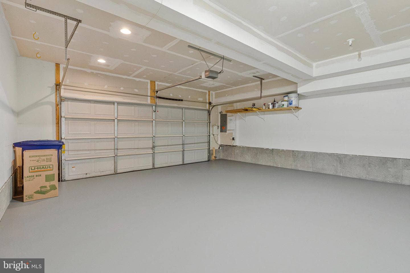 109 Anthem Avenue photo 33