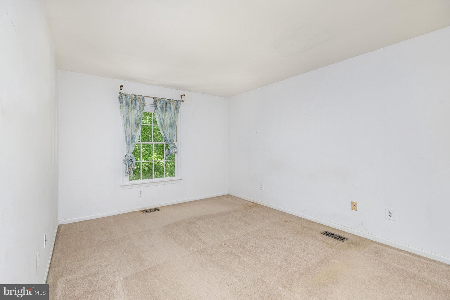 705 Upham Place NW photo 20