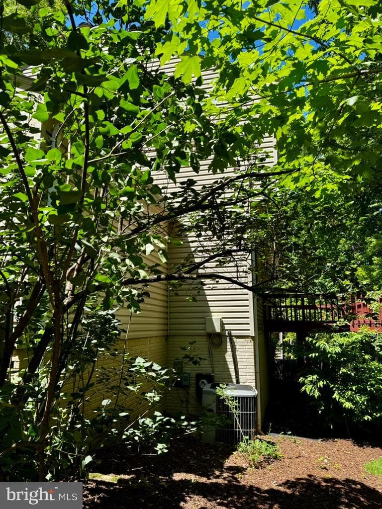 705 Upham Place NW photo 31