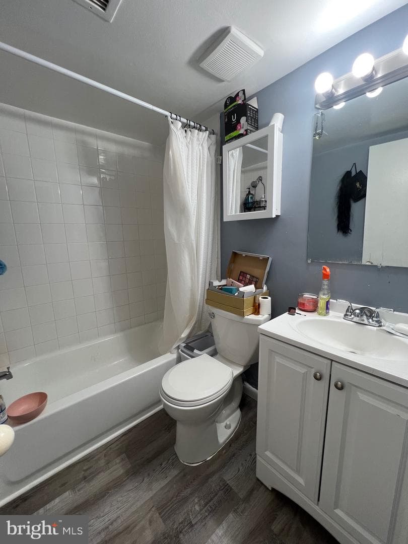 7723 Donnybrook Court #205 photo 10