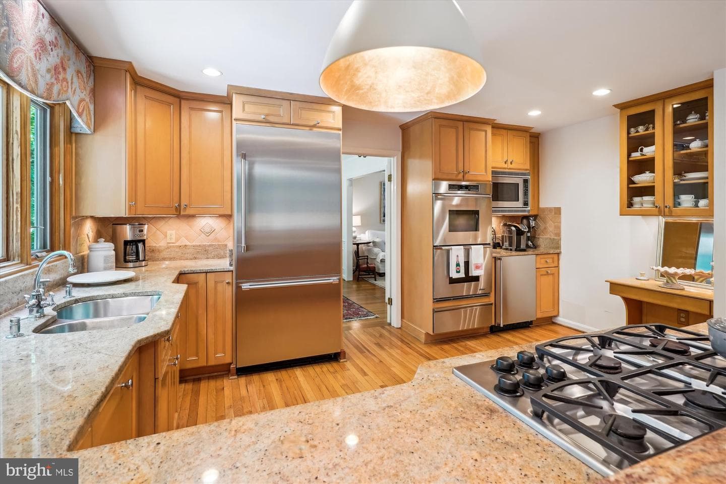 1586 Forest Villa Lane photo 8
