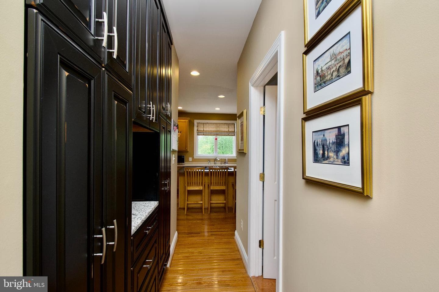 8931 Kiger Street photo 10
