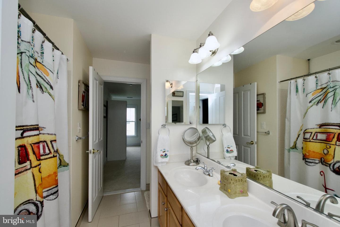 8931 Kiger Street photo 27