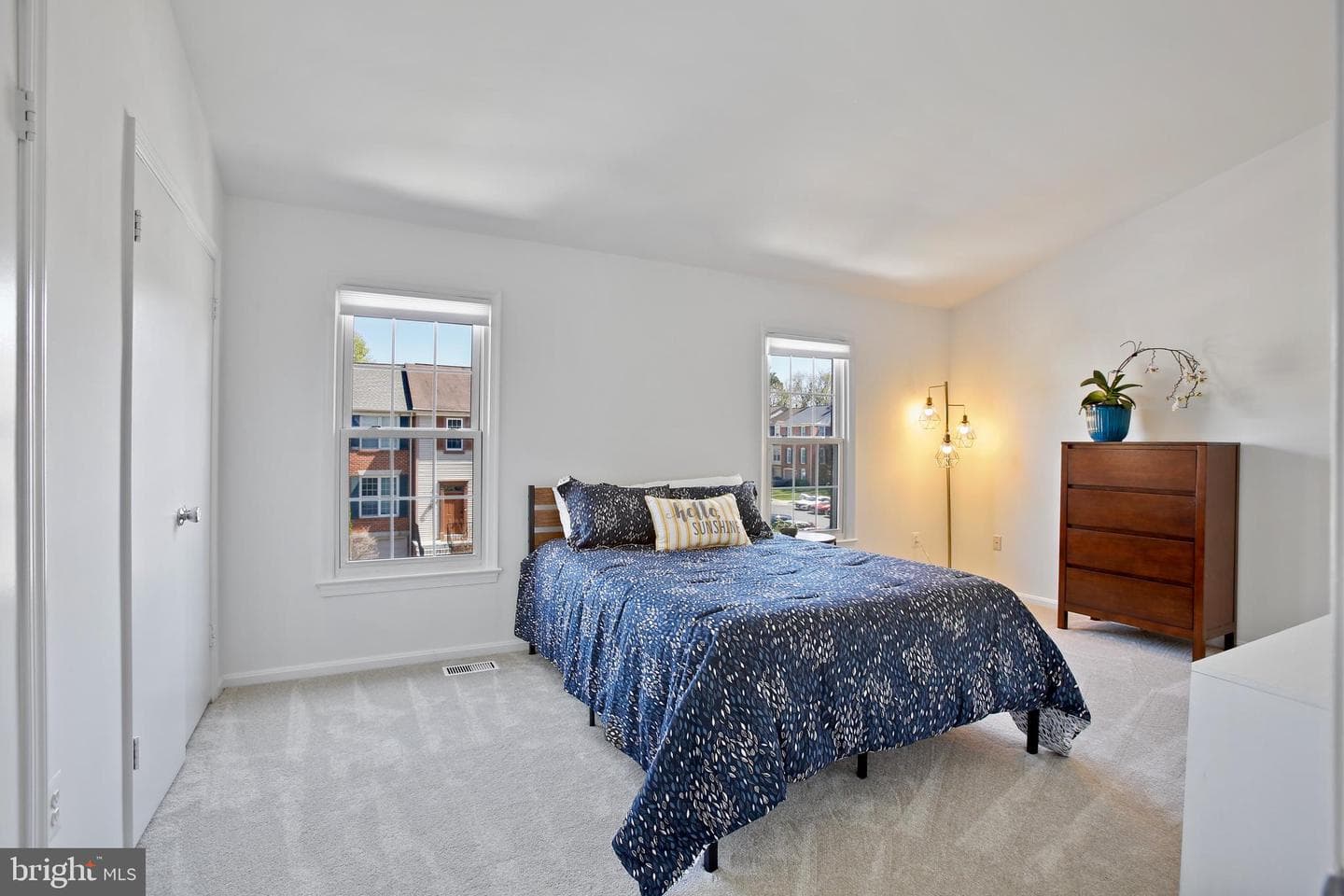 4263 Sleepy Lake Drive photo 18