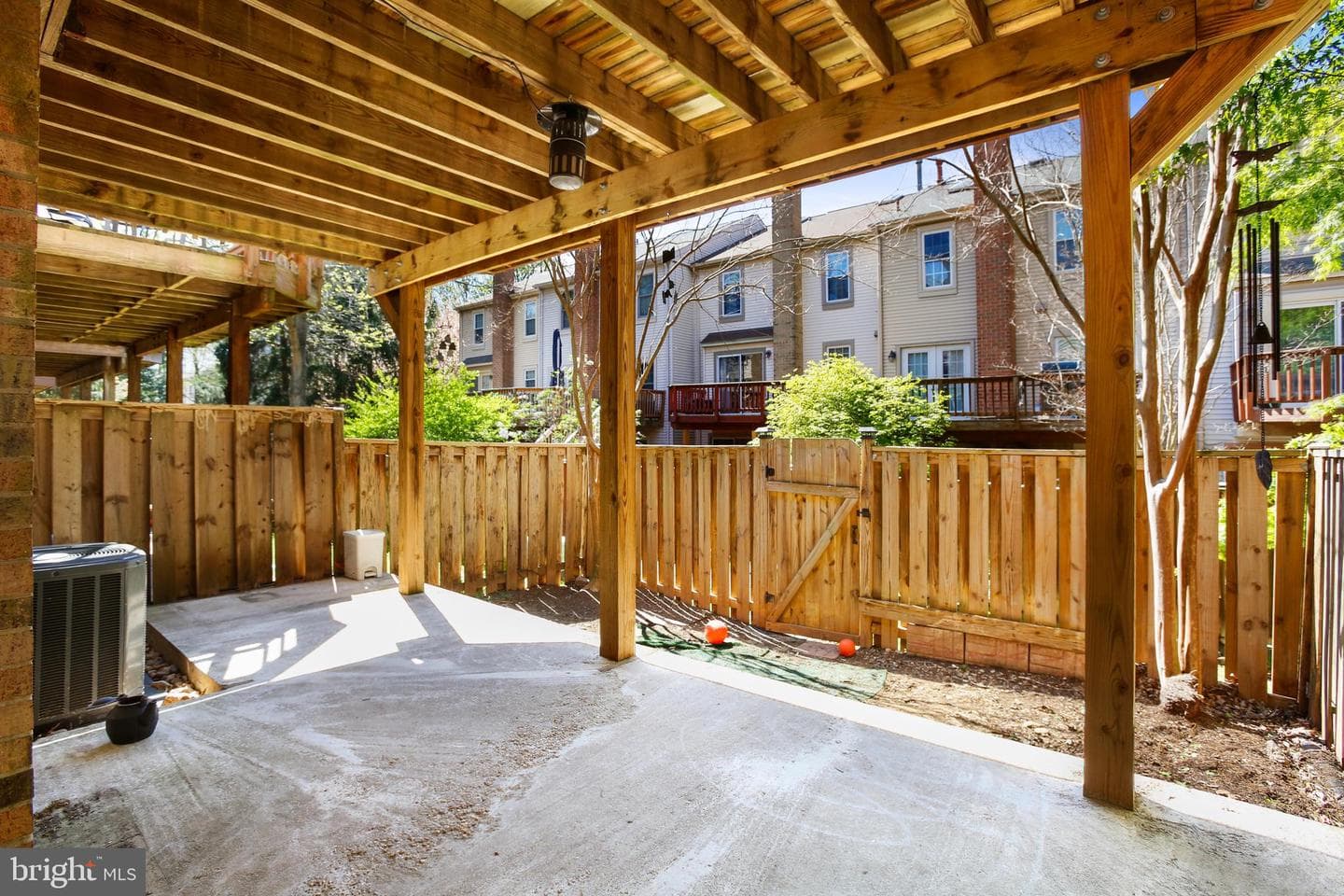 4263 Sleepy Lake Drive photo 26