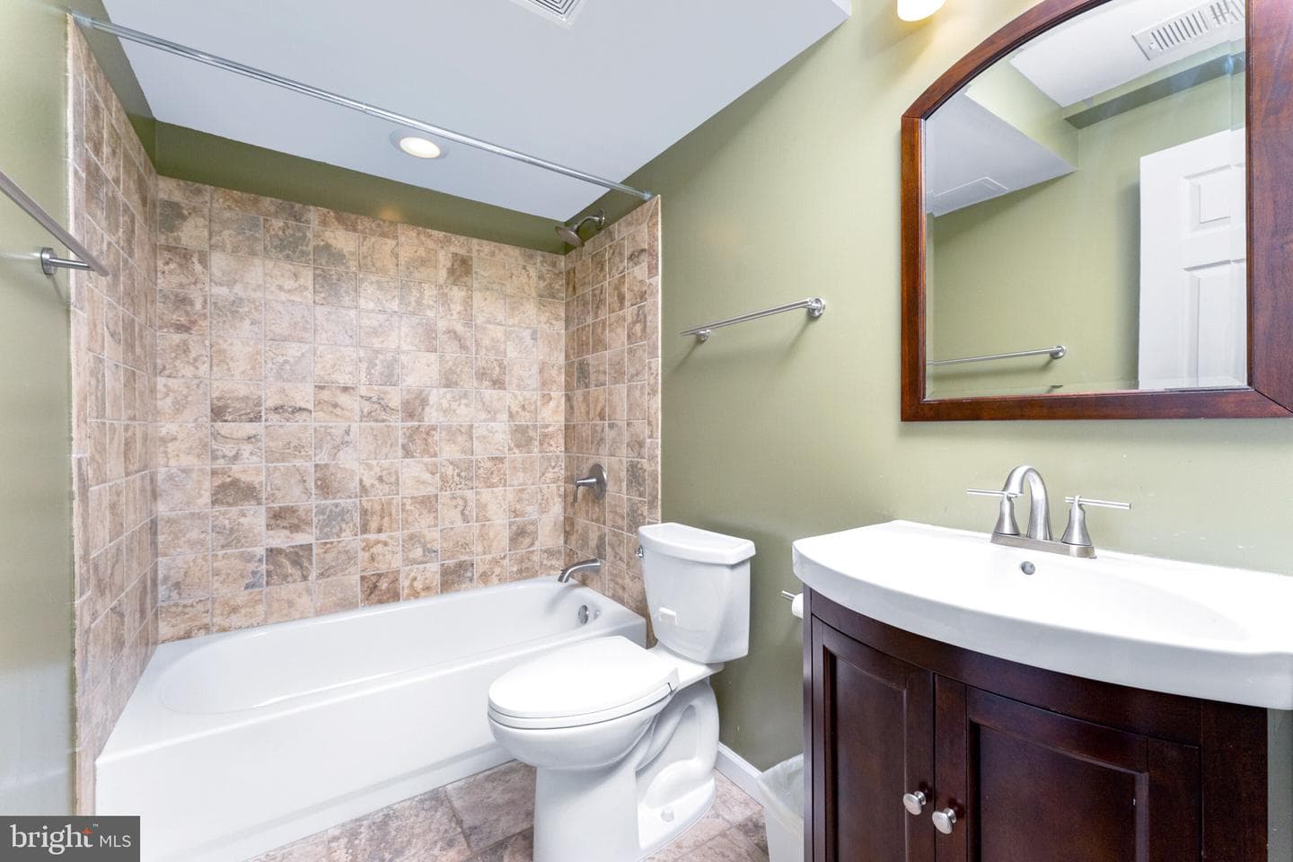 12917 Framingham Court photo 33
