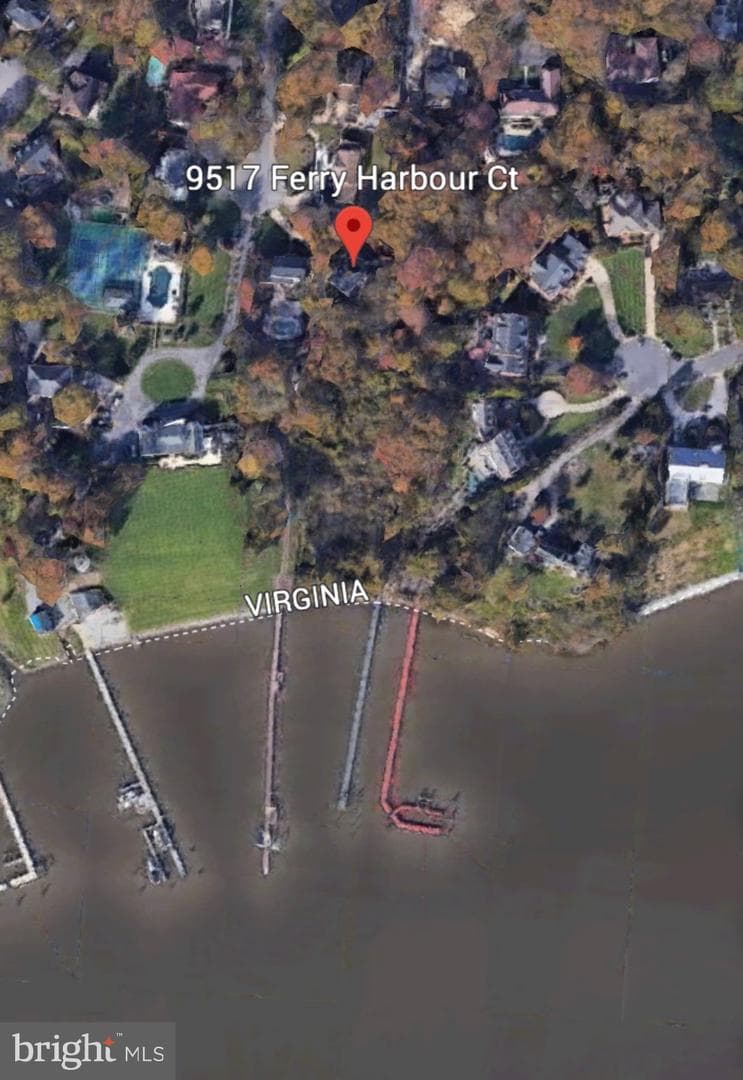 9517 Ferry Harbour Court photo 2