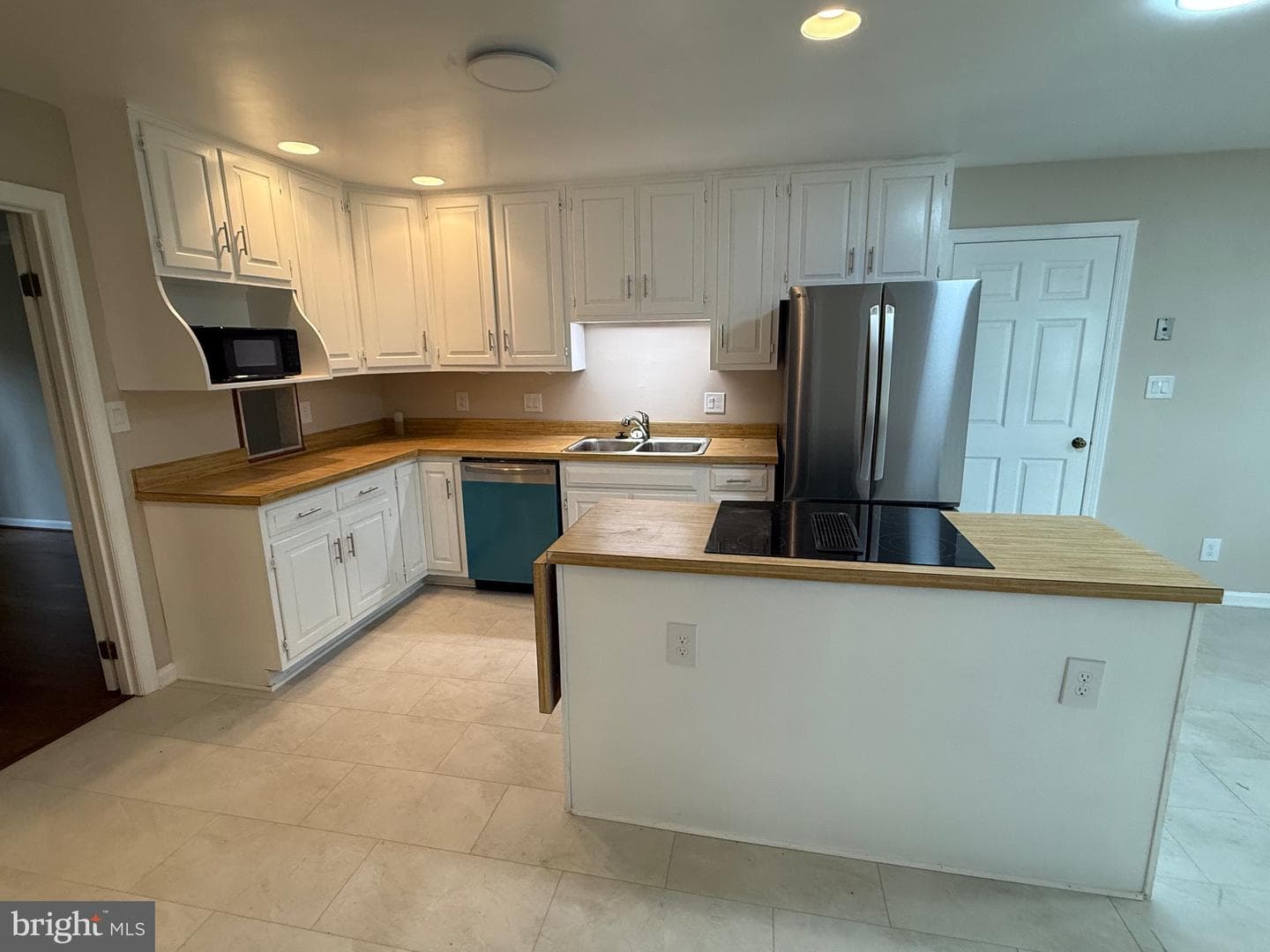 9517 Ferry Harbour Court photo 20