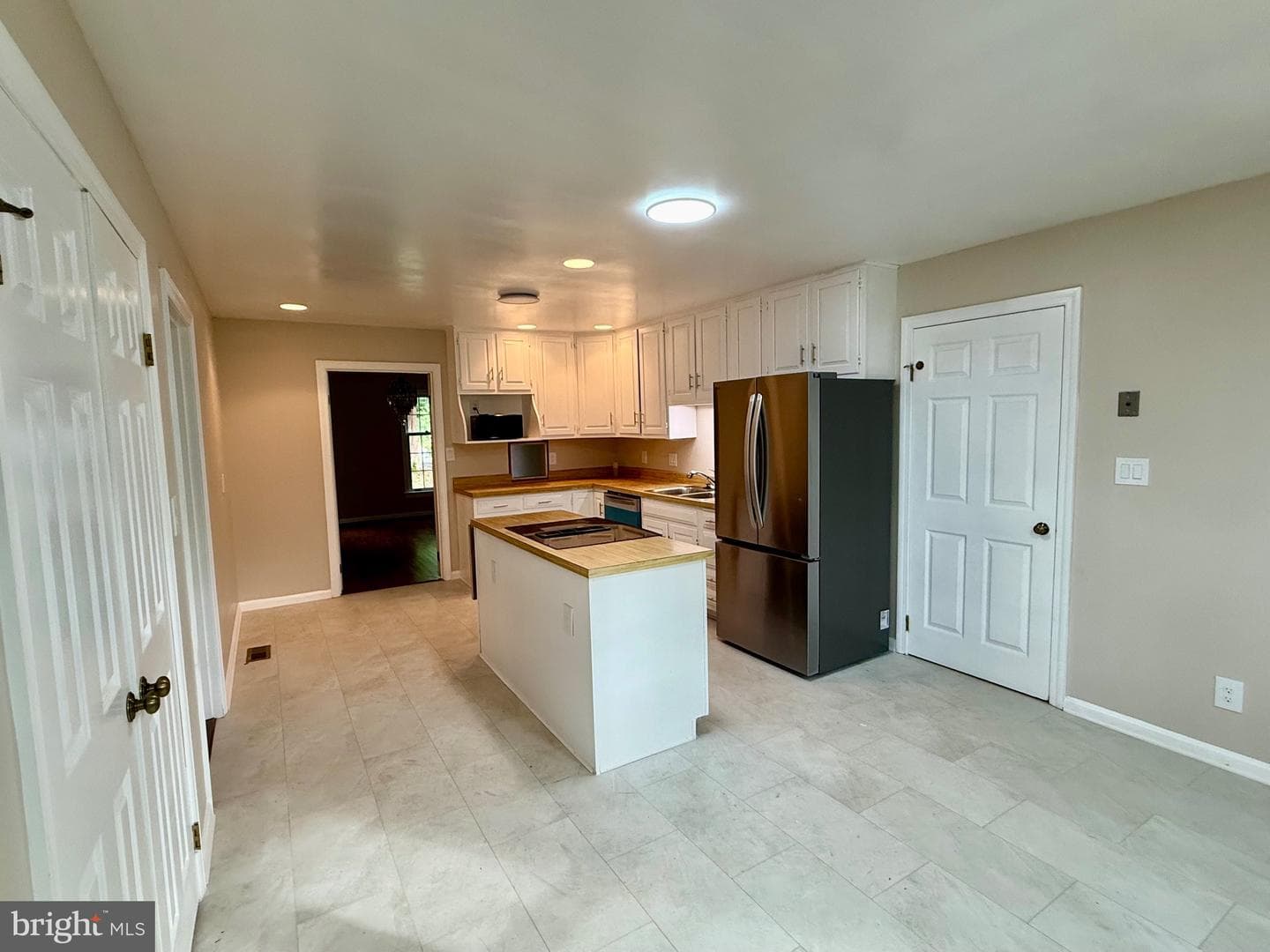 9517 Ferry Harbour Court photo 21