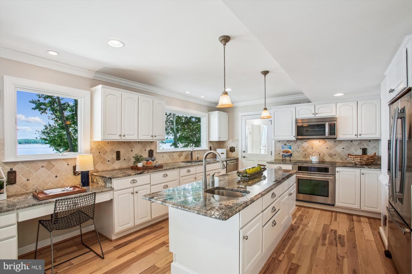 11801 River Drive photo 21