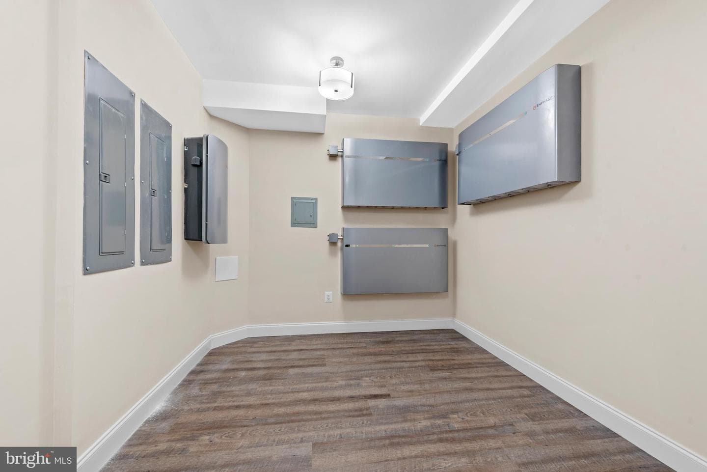 7003 Churchill Road photo 69
