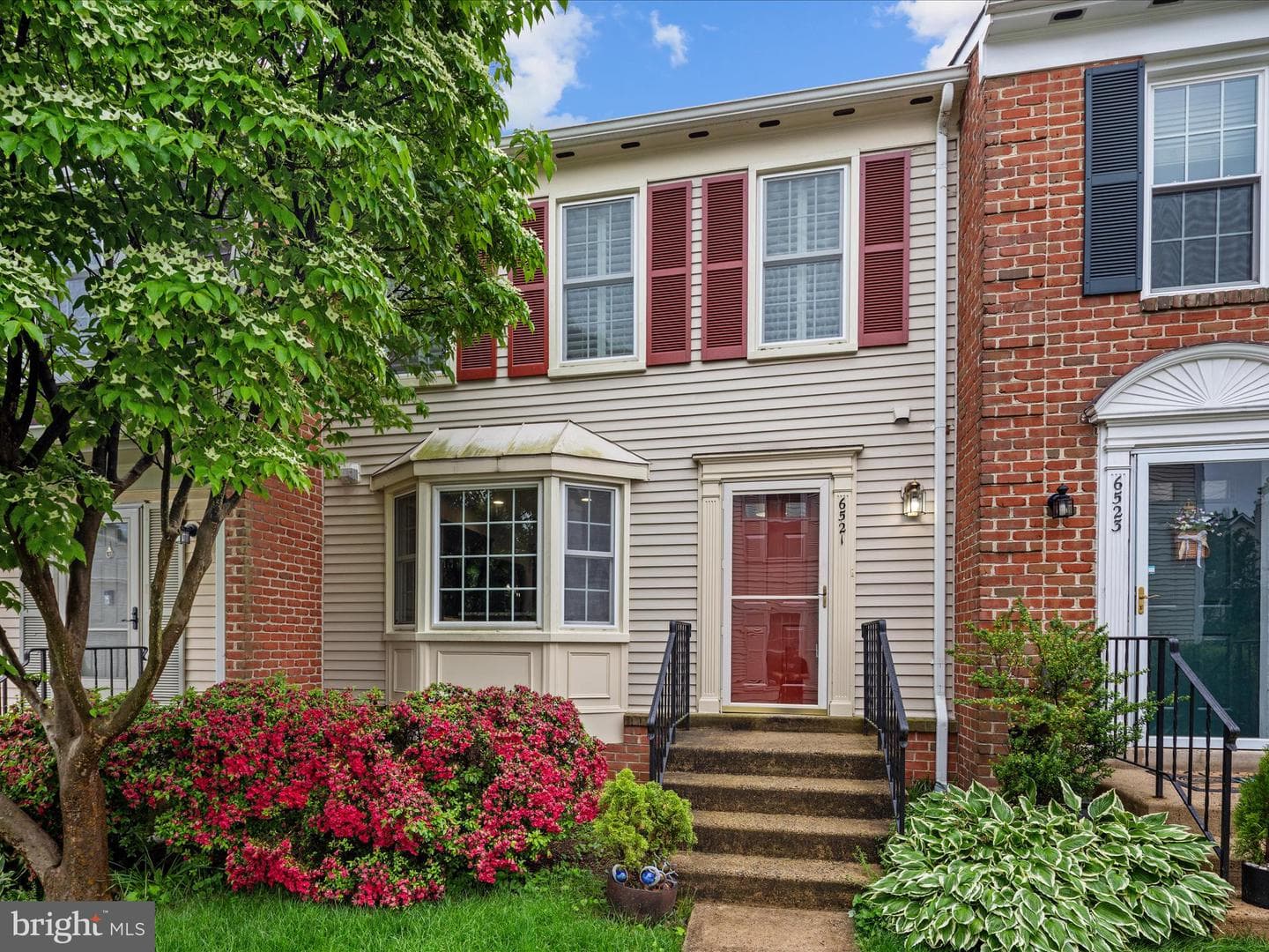 6521 Kemper Lakes Court photo 2