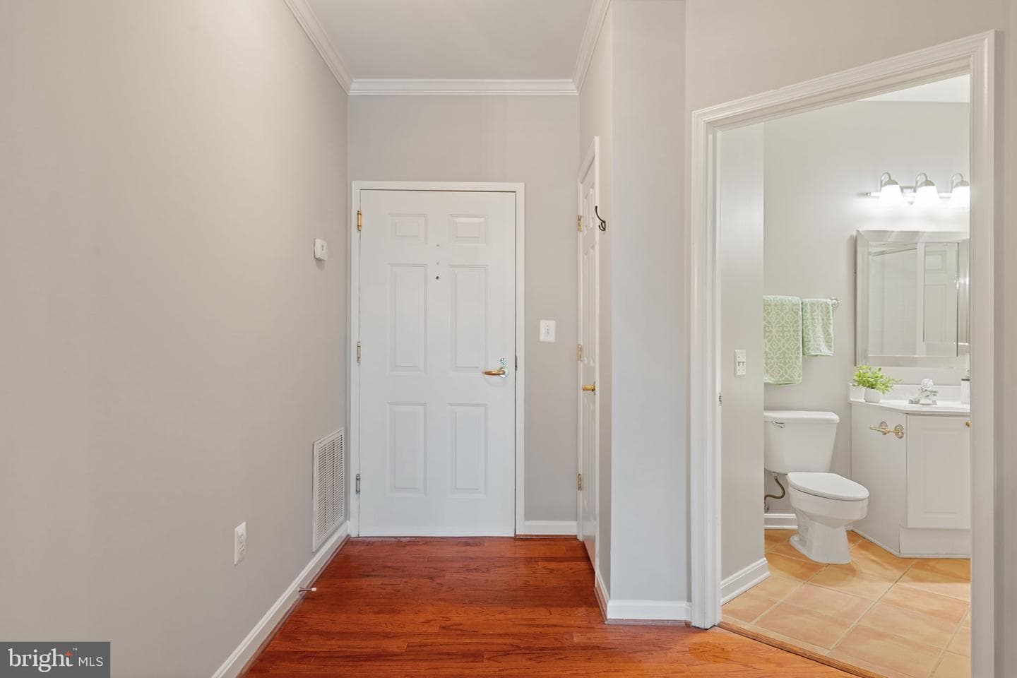 1860 Stratford Park Place #305 photo 11