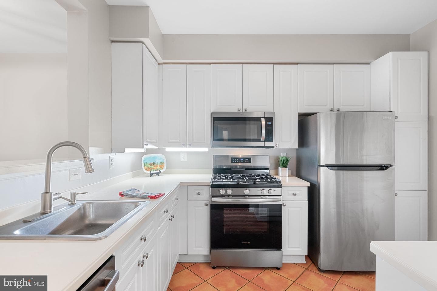 1860 Stratford Park Place #305 photo 16
