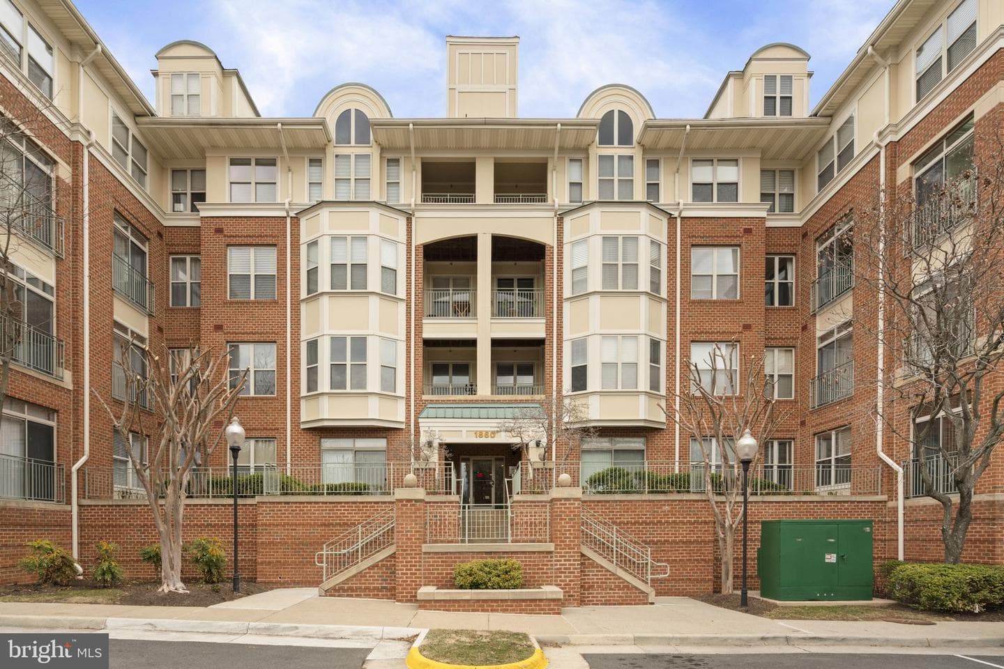 1860 Stratford Park Place #305 photo 2