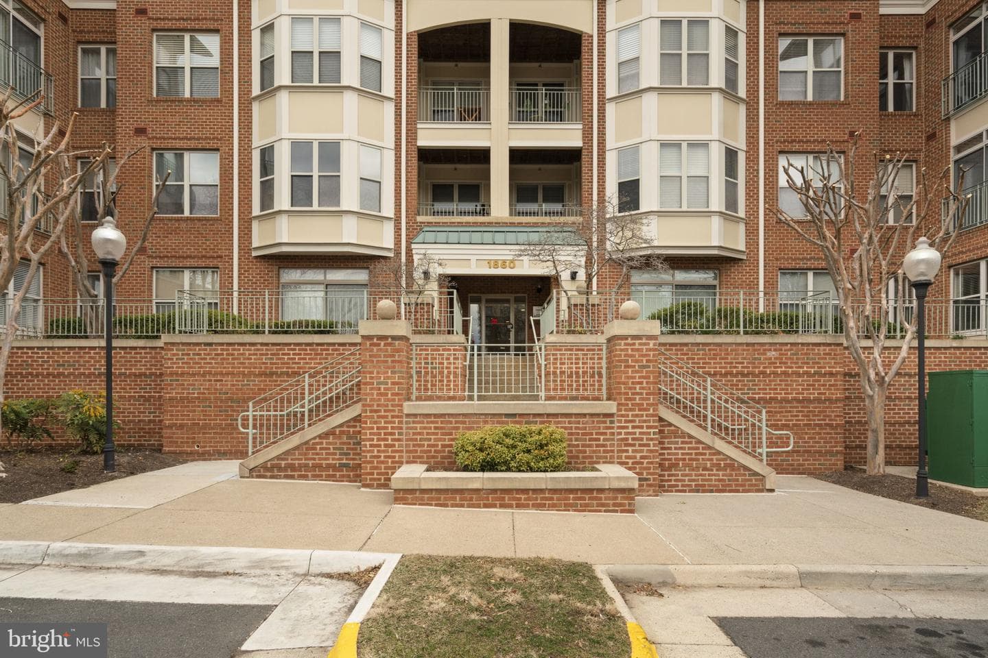 1860 Stratford Park Place #305 photo 4