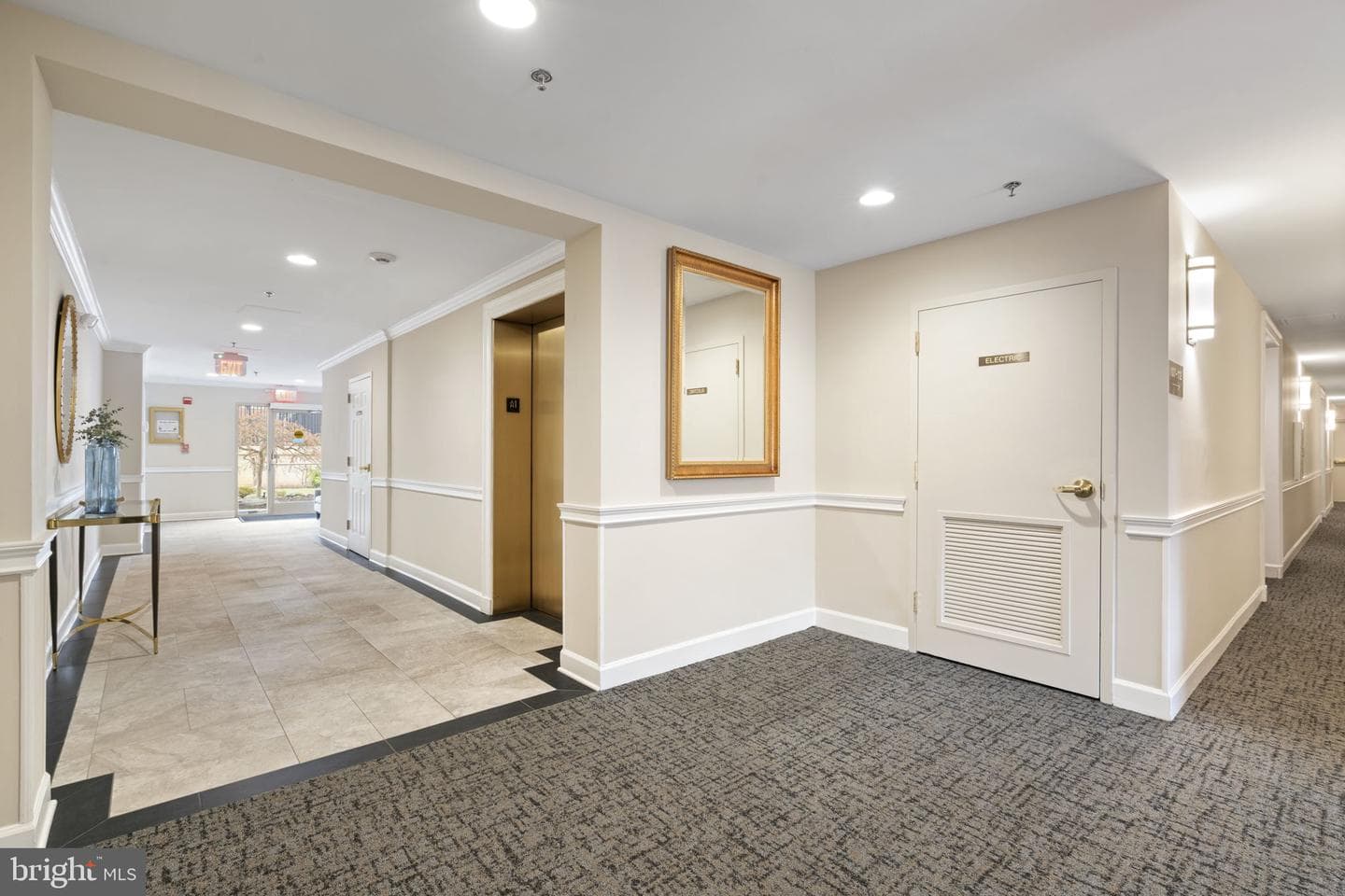 1860 Stratford Park Place #305 photo 7