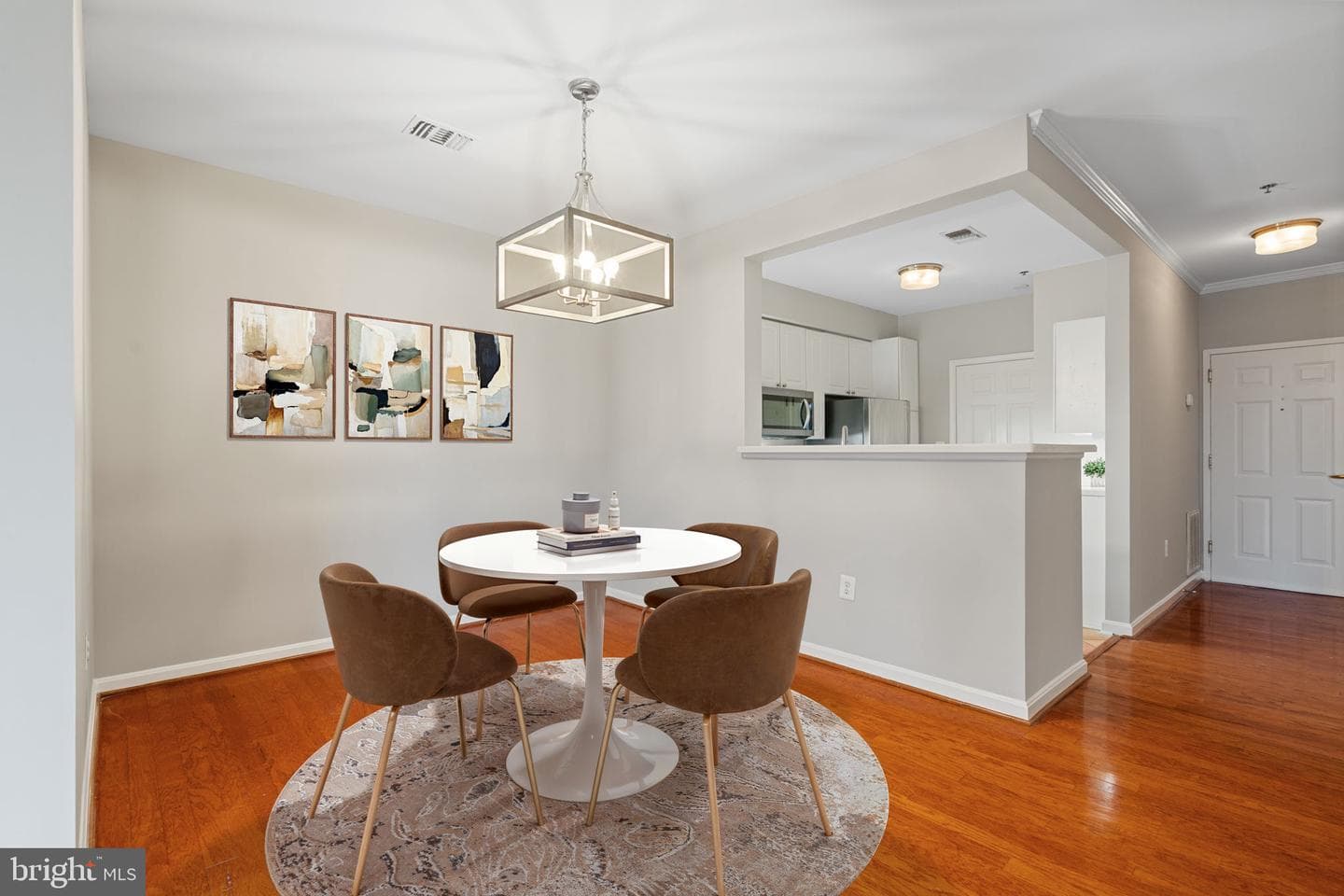 1860 Stratford Park Place #305 photo 9