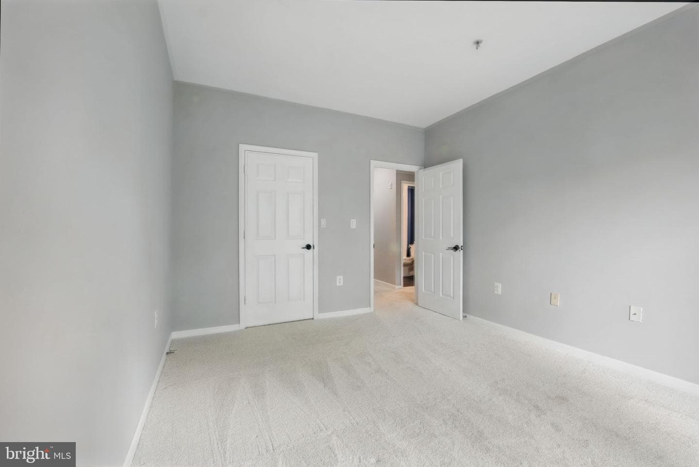 5115 Travis Edward Way #b photo 13