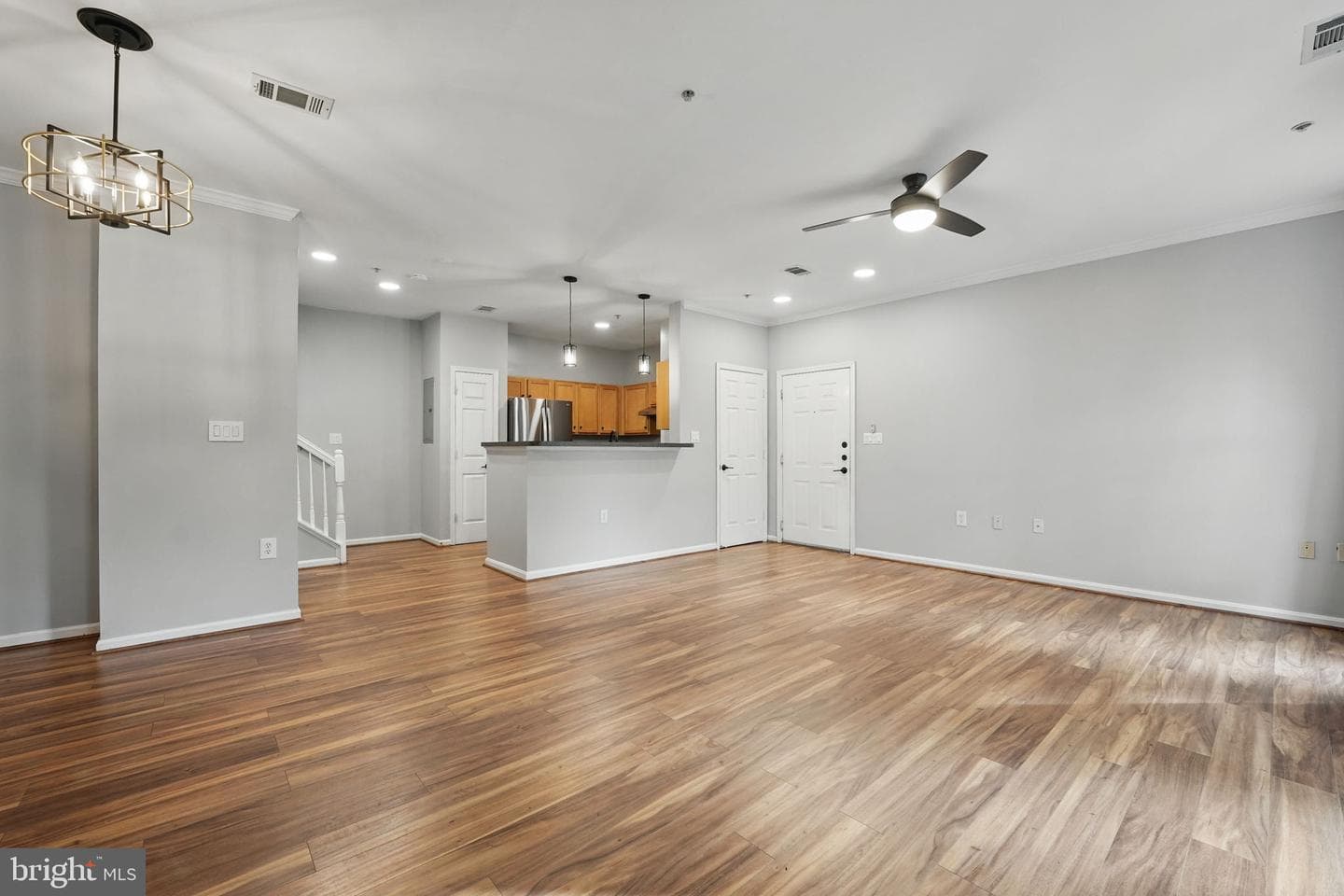 5115 Travis Edward Way #b photo 5