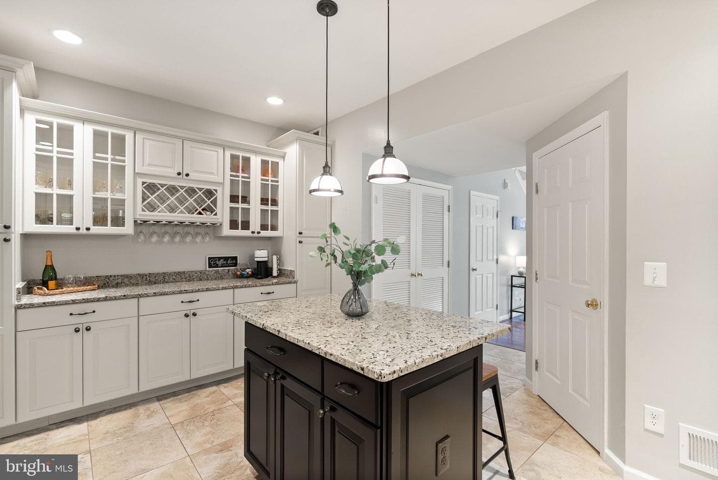 4270 Wheeled Caisson Square photo 17
