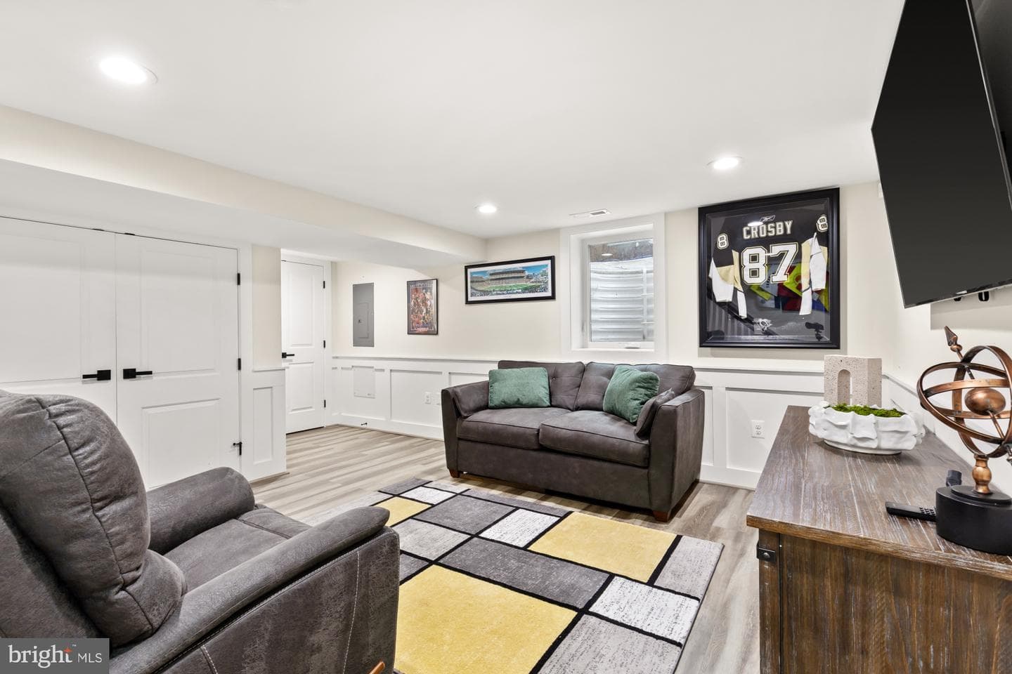 2711 Fort Drive photo 22