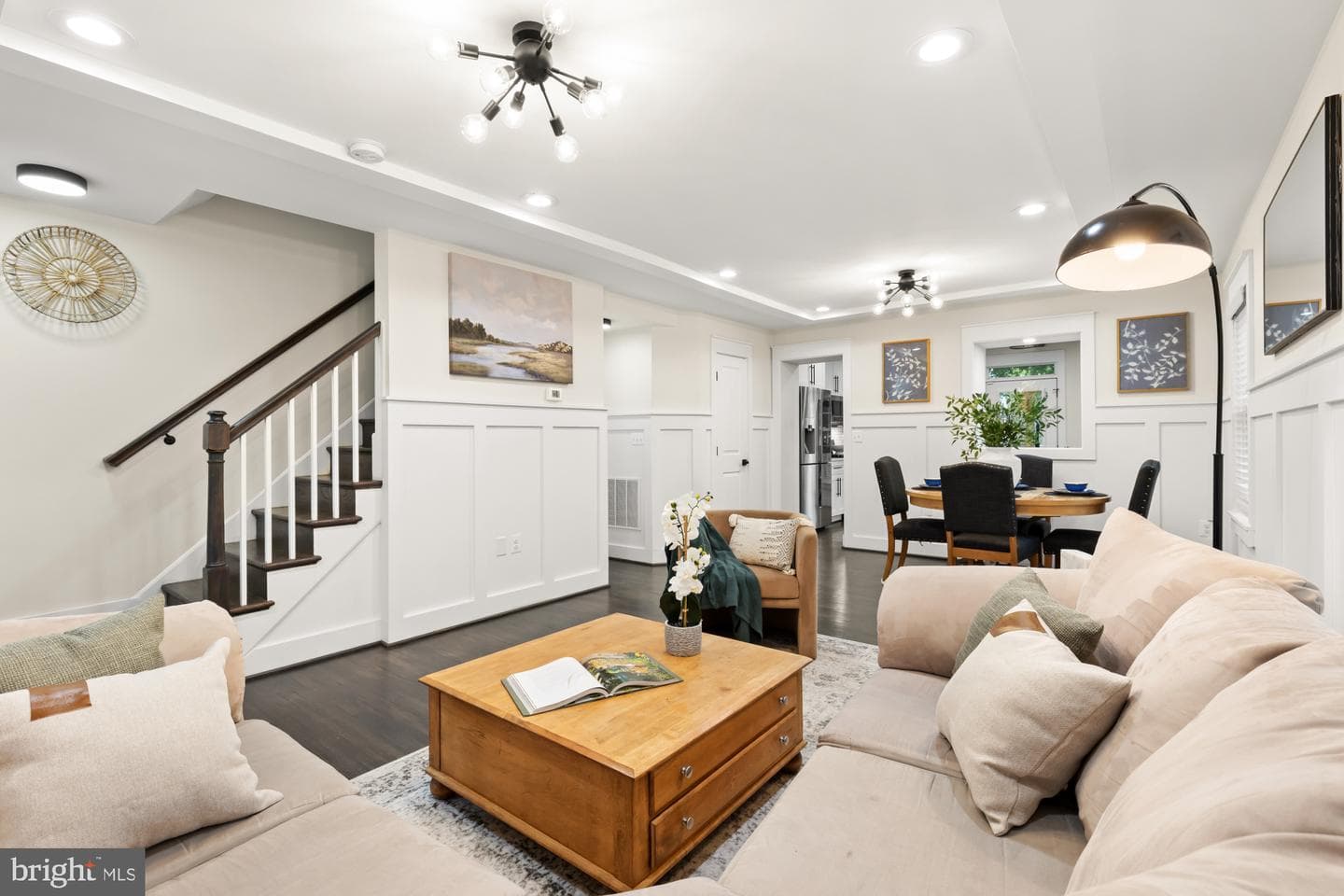 2711 Fort Drive photo 3