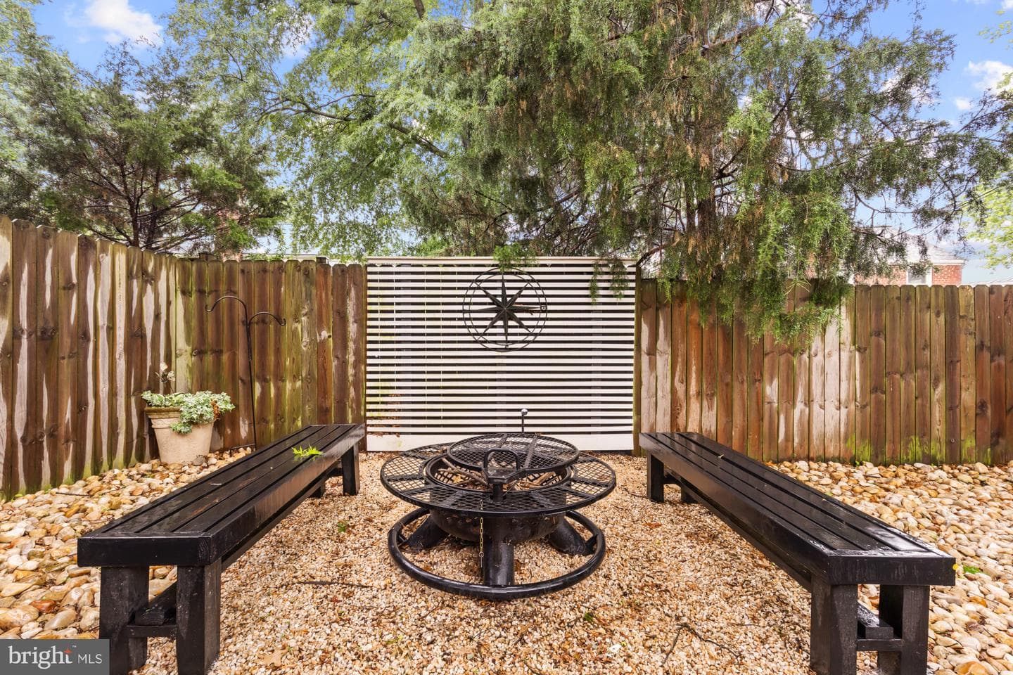 2711 Fort Drive photo 31