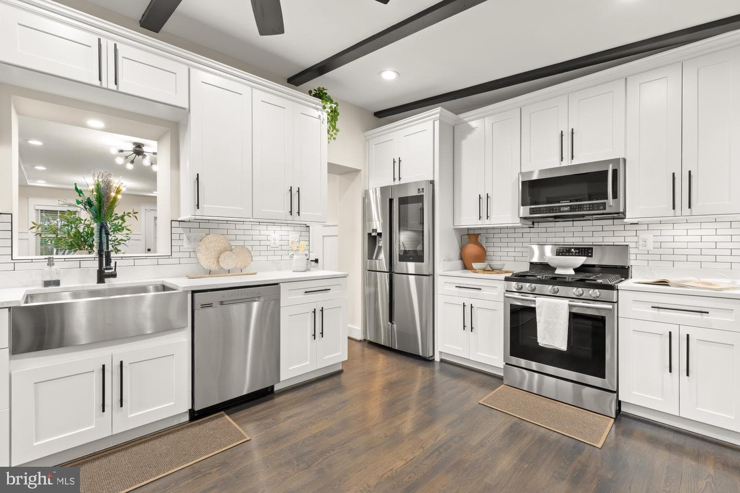 2711 Fort Drive photo 4