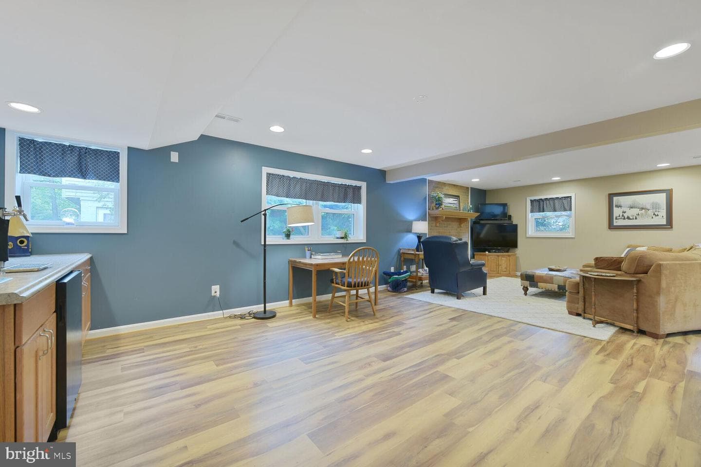 14815 Cranoke Street photo 29