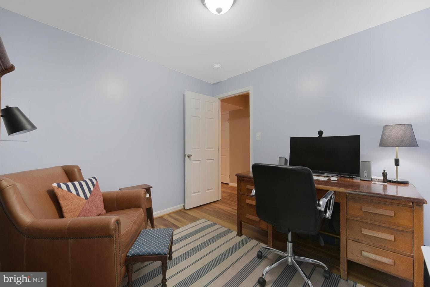 14815 Cranoke Street photo 34
